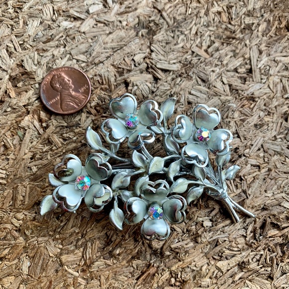 1960's Coro Silver Tone Mid Century Aurora Borealis Brooch - Floral Spray Brooch - Picture 5 of 9